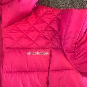 Columbia Women Fuchsia Puffer Jacket with Faux Fur Hood Size S thumbnail 6