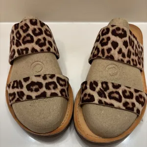 Soda Cheetah Leopard Print Pattern Double Strap‎ Slide Sandals Sz 5.5 thumbnail 1