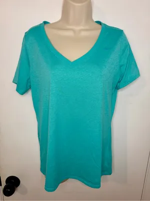 Nike Shirt Womens L Blue Dri Fit Short Sleeve Athletic Fit V-neck Tee thumbnail 2