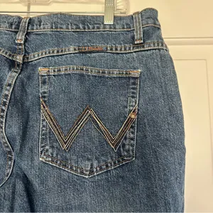 Wrangler Cash Waist Bootcut Blue Riding Jeans Womens‎ Sz 15/16 × 34 Cowgirl Cut thumbnail 3