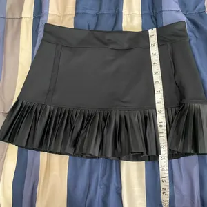 Inphorm Chic Black Pleated Mini Skort Size M thumbnail 5