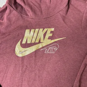 Nike Hoodie Womens XS Maroon Long Sleeve Pullover Soft‎ Hoodie thumbnail 4