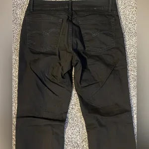 Wrangler Women’s Boot Jeans Size 11 Length 34 in Black thumbnail 2