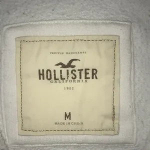 HOLLISTER California 1922 zip up hoodie white with black lettering Y2K size M thumbnail 3