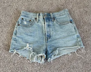 Levis shorts thumbnail 1