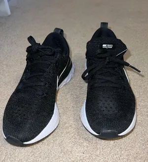 Nike Black Running Shoes thumbnail 2