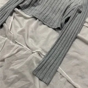 Cropped Sweater thumbnail 2