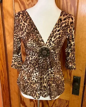 Vintage unique Y2K sexy leopard top thumbnail 5