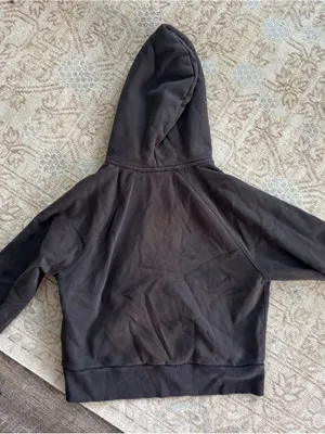 Vuori Acid Wash Black Sweatshirt thumbnail 4