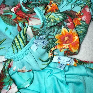 She & Sky Two Piece Floral Hawaiian Top and Shorts set size Medium thumbnail 4