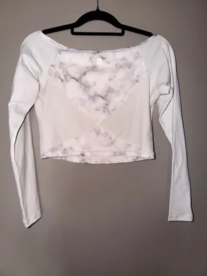 Buffbunny Collection Marble Long Sleeve Crop Top – Size M thumbnail 4