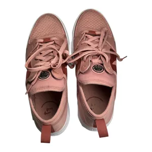 WOMEN'S NIKE COURT VISION ALTA TXT PLATFORM SNEAKERS 9.5 pink basketball casual thumbnail 2