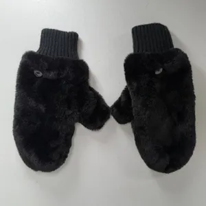House of Harlow 1960 OS Mittens Convertible Faux Fur Fingerless Black Winter thumbnail 3