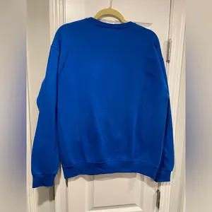 Jerzees Size M Blue Crew Neck Graphic Print Sweatshirt Penguins Snow Ski Winter thumbnail 4