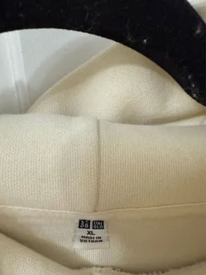 Uniqlo Hoodie thumbnail 5