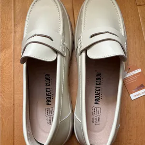Project Cloud women’s Filide Leather Loafers cream sz 10 new NWT thumbnail 5