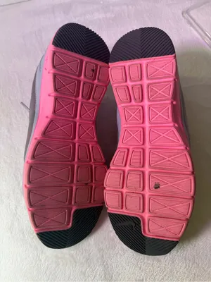 Nike Women’s Gray and Pink Athletic Sneakers thumbnail 9