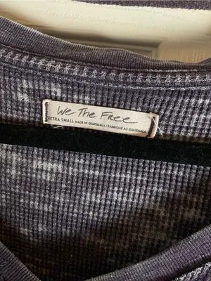 We The Free FP Thermal V-Neck High Low Acid Wash Tee XS thumbnail 5