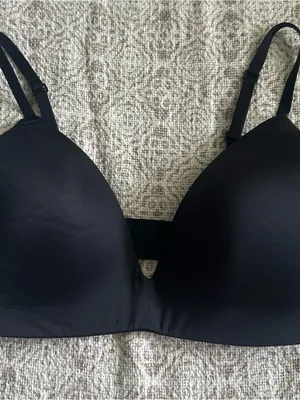 Skims Black Wireless Bra thumbnail 2