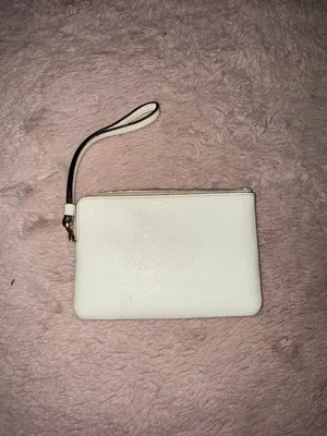 Coach White Wristlet thumbnail 2