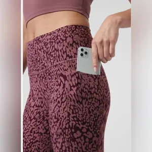 Athleta Womens Salutation Stash Pocket II Printed 7/8 Tight Tawny Rose SIZE 3X thumbnail 3