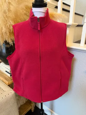 L.L. Bean Polartec Fleece Vest Red Full Zip Pockets Outdoor Hiking Size XL thumbnail 1