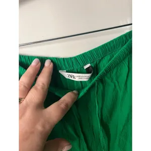 Zara wide leg green cotton pants size XS thumbnail 3