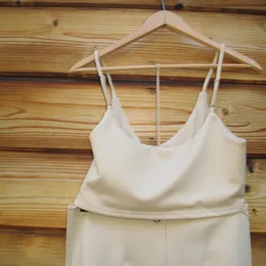NWT Superdown Madalyn Skirt Set in Nude XL thumbnail 8
