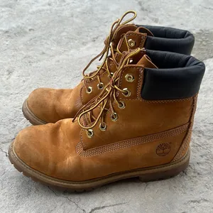Timberland 10361 Tan Boots Size 9 thumbnail 1