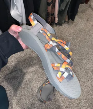 Orange Size 9 thumbnail 2