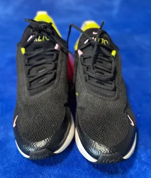 Nike Black and Pink Running Shoes thumbnail 1