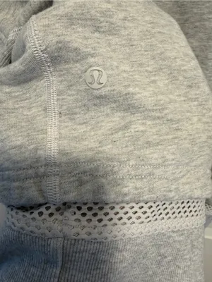 LULULEMON Heathered Vapor Warm Down Hoodie Size 12 thumbnail 6