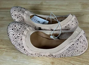 Mossimo Vanessa Blush Pink Rhinestone Embellished Ballet Flats Womens 8 thumbnail 1