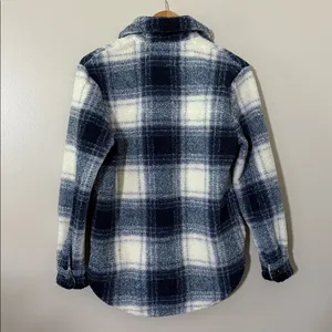 Abercrombie and Fitch A&F Blue Plaid Soft Sherpa Shacket Jacket Coat Size S thumbnail 3
