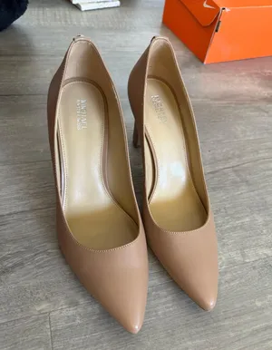 Michael Kors Nude Heels thumbnail 1