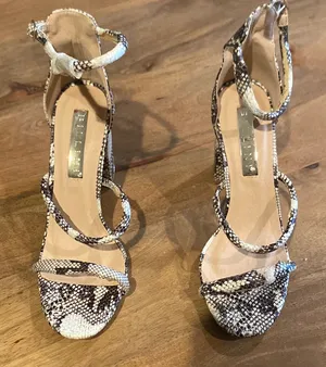 Billini Black and Cream Strappy Heels Size 7 thumbnail 1