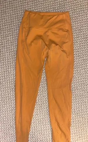 Alphalete Leggings thumbnail 2