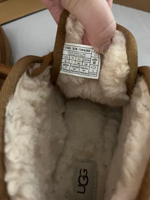 UGG Neumel Boots thumbnail 8