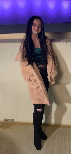 Fluffy light pink coat Size XS thumbnail 1