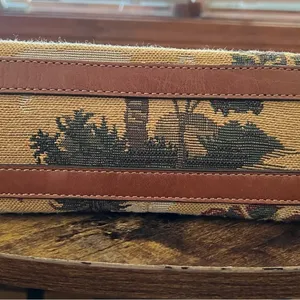 VINTAGE: Tommy Bahama | tapestry clutch handbag thumbnail 13