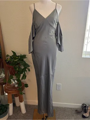 ASTR The Label Kendra Cold-Shoulder Maxi Dress in Sage Green Grey Sz. S thumbnail 6
