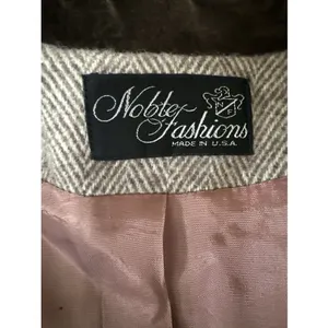 Vintage Noble Fashion Wool Coat Women’s | Herringbone Tweed Long Overcoat thumbnail 9