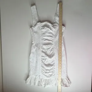 Nookie Darling Mini Dress Small White Eyelet Ruched Ruffle Hem Bridal‎ Cocktail thumbnail 9