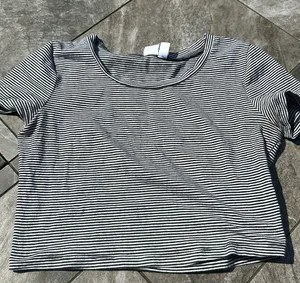BP- black/white stripe crop top thumbnail 1