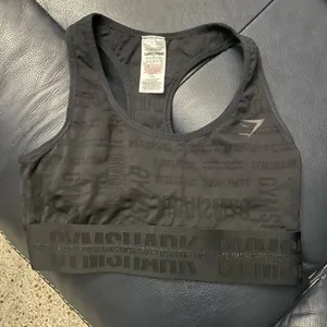 Gymshark black sports bra medium thumbnail 1