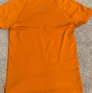 Lululemon Shirt thumbnail 2