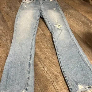 Pistola size 24 distressed jeans‎ thumbnail 4