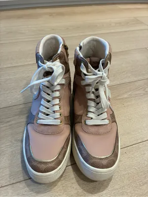 Coach Women’s G4335 High Top Sneakers Logo Signature Leather Size 7.5 thumbnail 4