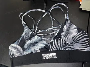 PINK Victoria's Secret Bra thumbnail 1