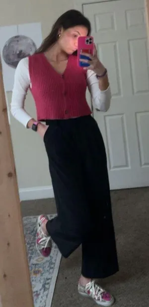 Sweater Vest Pink thumbnail 1